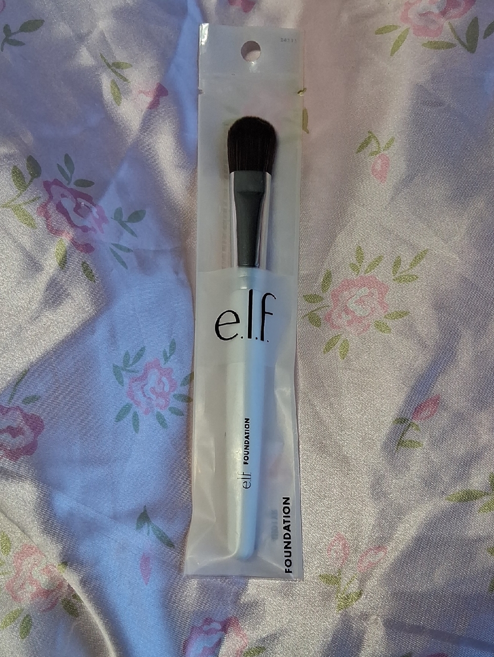 e.l.f. Foundation Brush